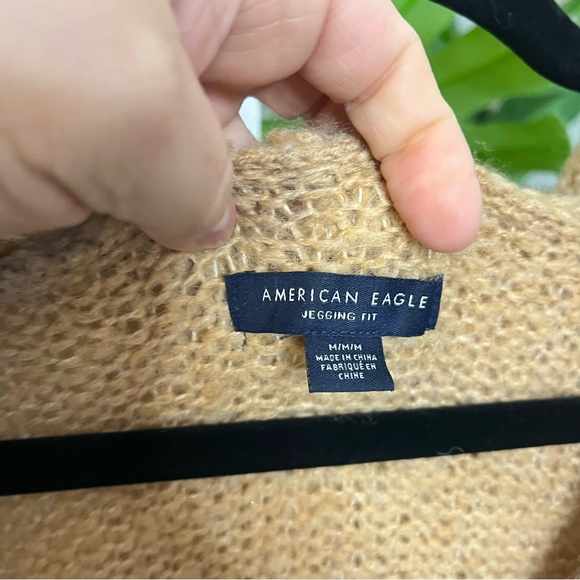 🤎 American Eagle Hooded V-Neck Sweater | Open Knit Slouchy Tan Sz M - Picture 3 of 5